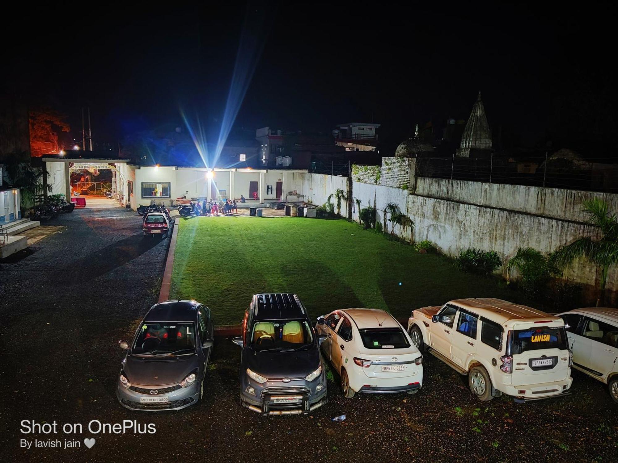 Hotel Modi Palace, Chanderi Mp Esterno foto