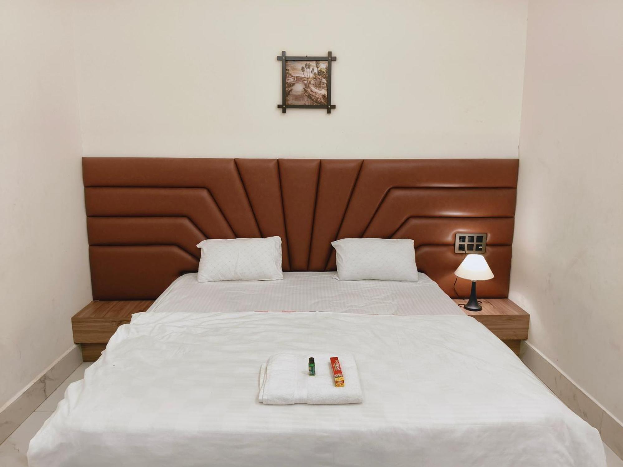 Hotel Modi Palace, Chanderi Mp Esterno foto