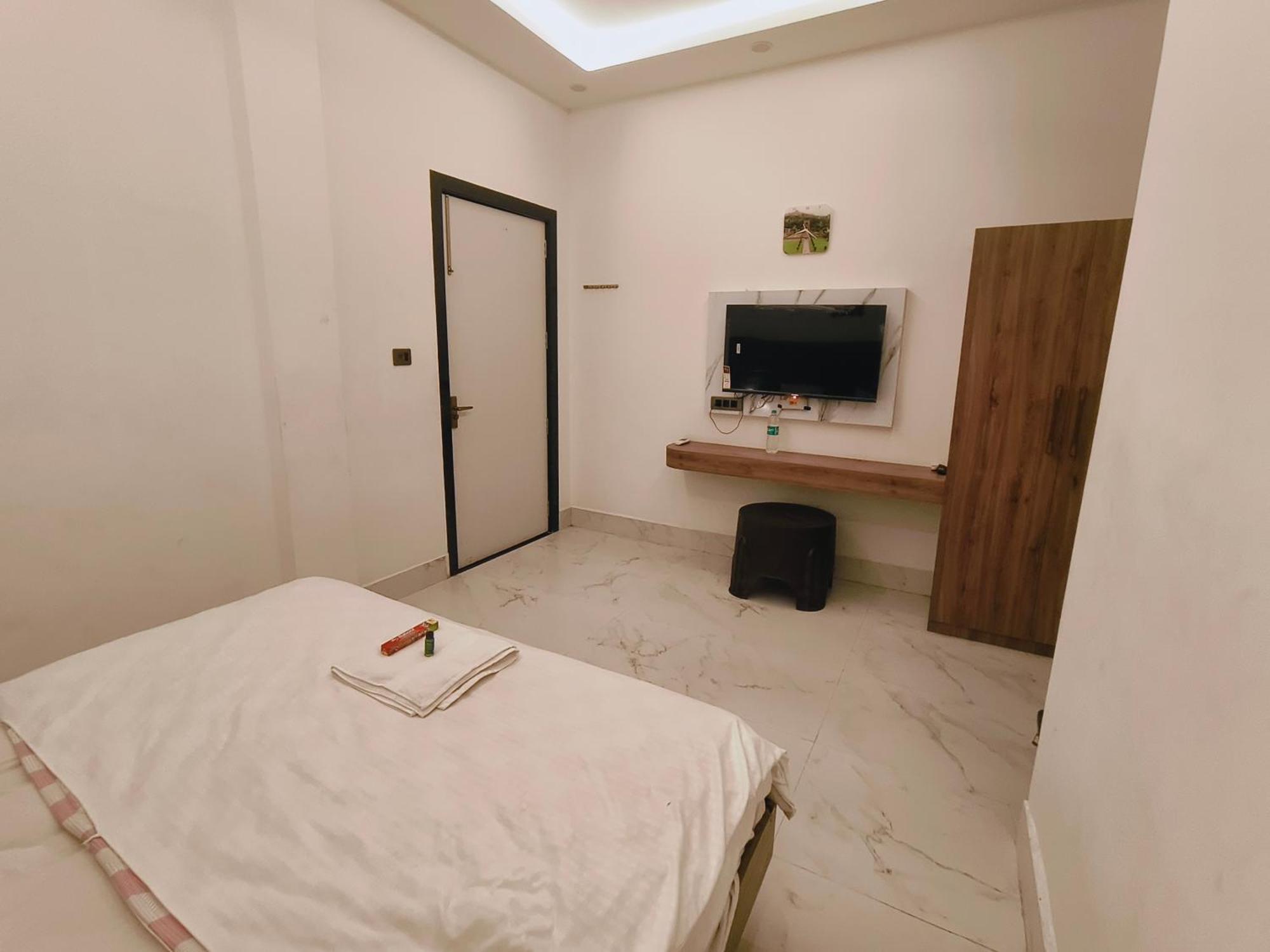 Hotel Modi Palace, Chanderi Mp Esterno foto