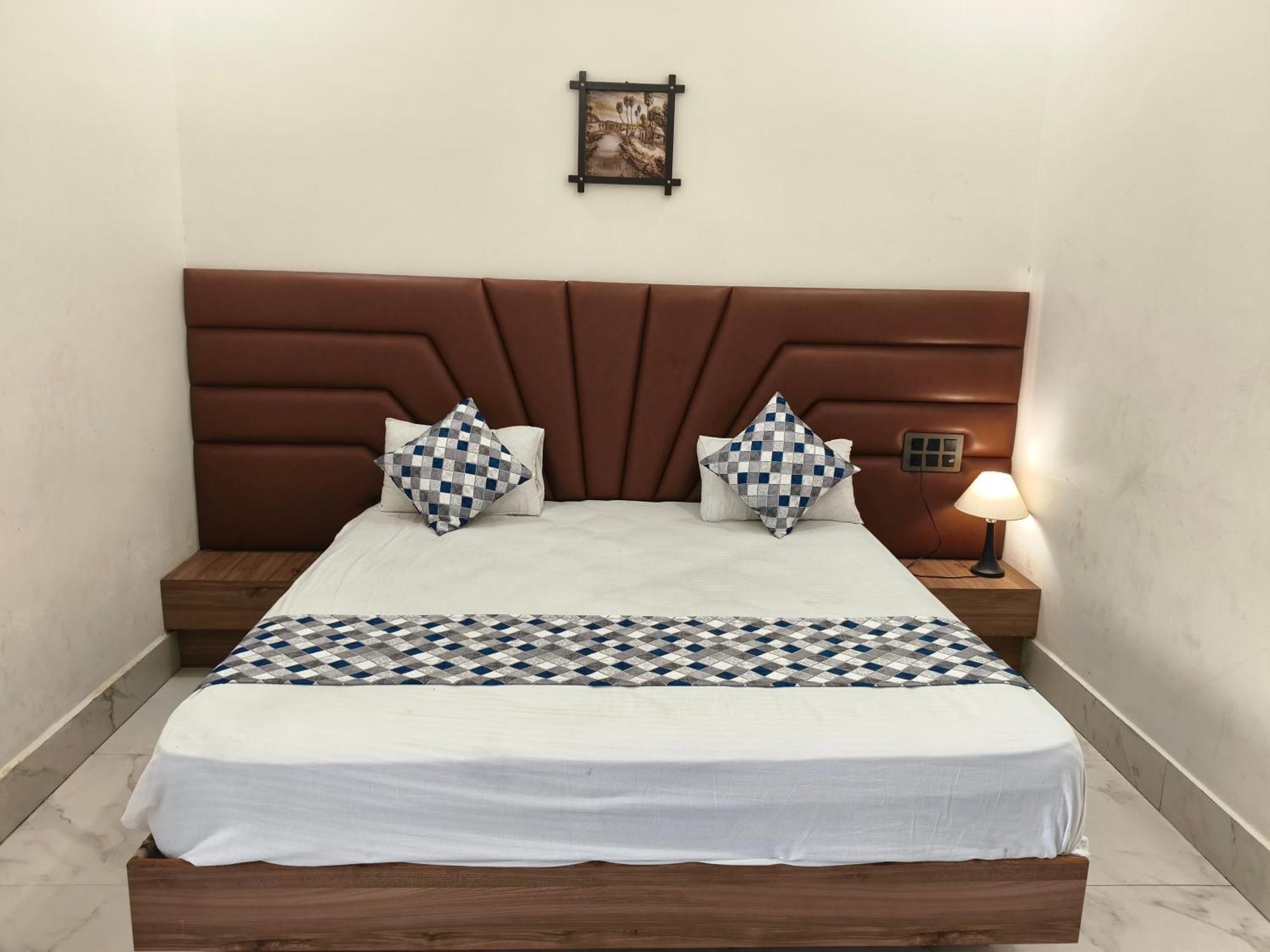 Hotel Modi Palace, Chanderi Mp Esterno foto